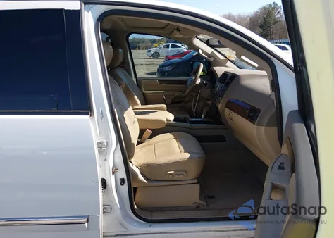 2013 Nissan Armada Platinum из США, поврежденный, VIN 5N1BA0NF2DN612045